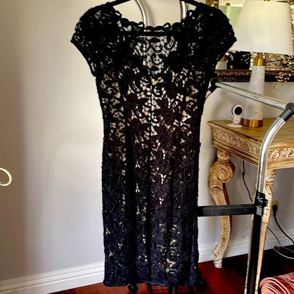 Chetta B lace cocktail dress size 2 - Picture 2 of 5